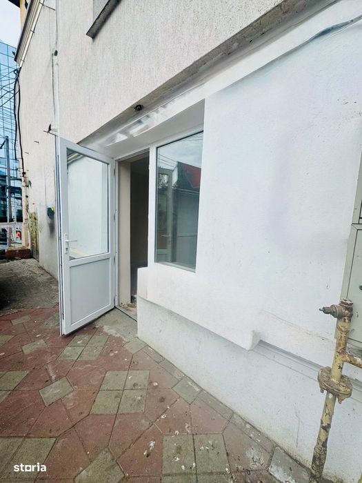 Spatiu Comercial in intersectia de la Granit