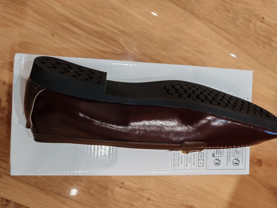 Дамски обувки нови 39 номер!