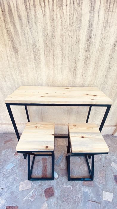 Барная стойка со стульями