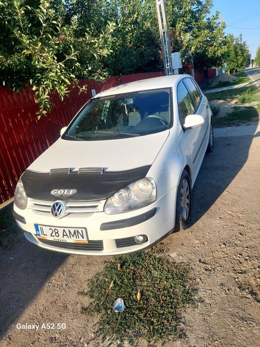 Vand golf 5 an 2008  1.9 diesel 2800€