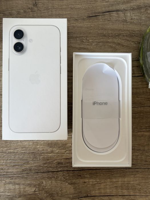 Iphone 11 256GB | Functioneaza foarte bine (folosit din 2023-2025) PRET NEGOCIABIL
