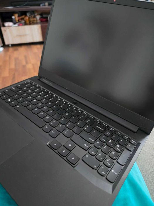 Laptop lenevo 15.6 inch gtx 1650
