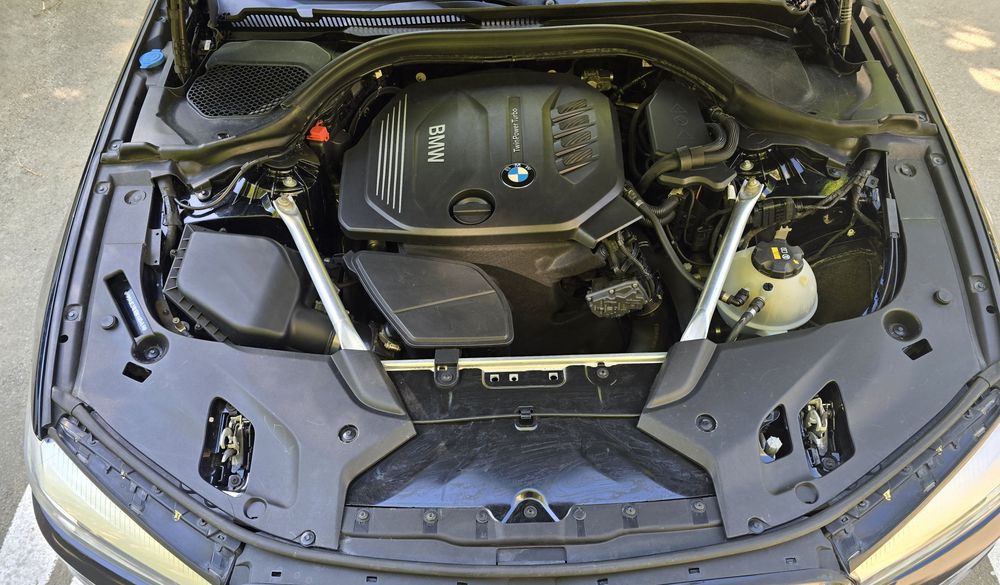 BMW 5 Series 2019 — imagine 5