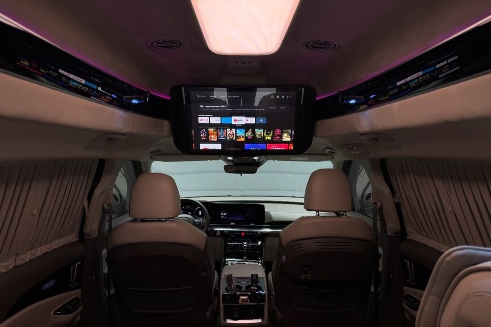 Kia karnival hi lioomusine srochni 40.500