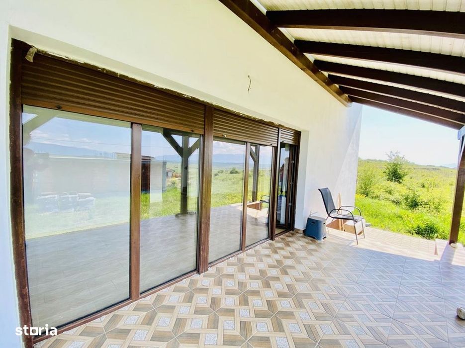 Casa noua, individuala, cu 5 camere, 135 mpu, teren 372 mp, zona buna
