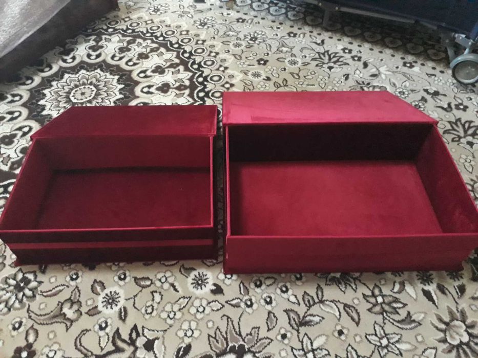 Подарочные коробки