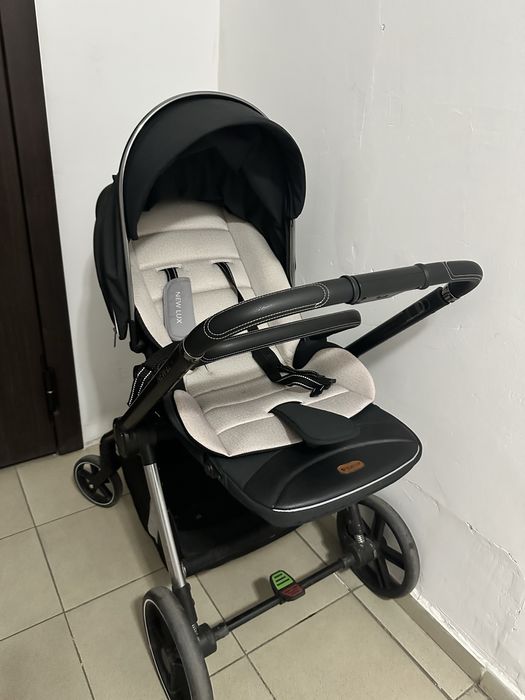 Продам коляску В отл состояний
