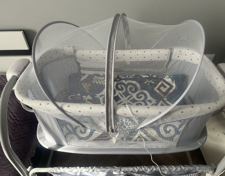 Продам детскую кроватку