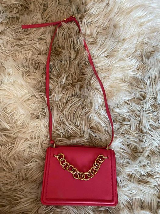 Розова чанта със златна верижка