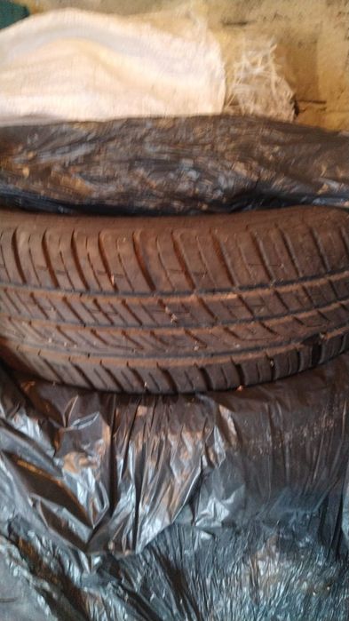 Vand cauciucuri și  jante