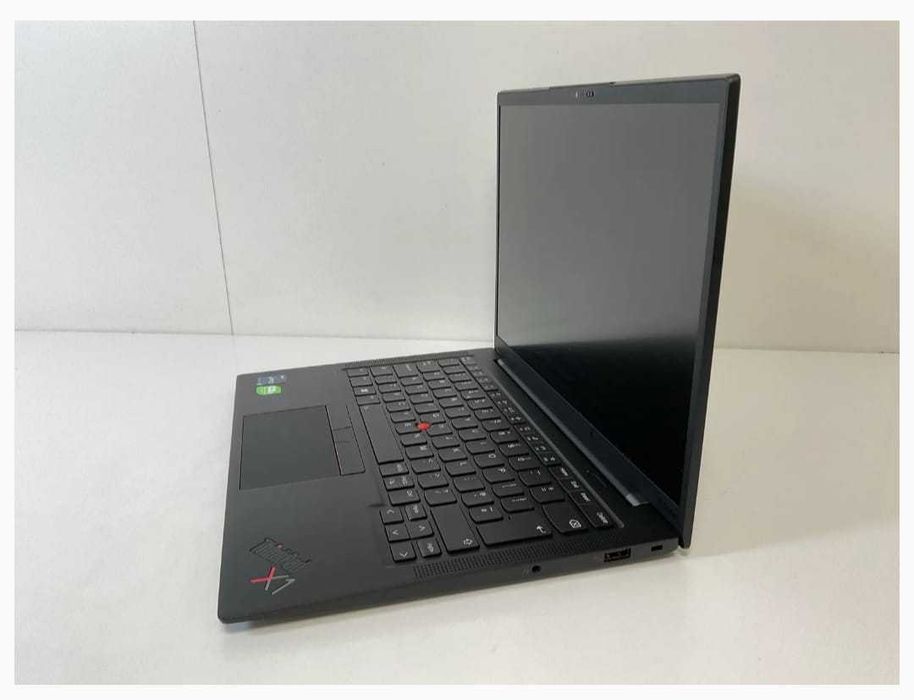 Lenovo ThinkPad X1 Carbon Gen 11 | i7-1365U Gen 13 | 32GB RAM | Ca Nou