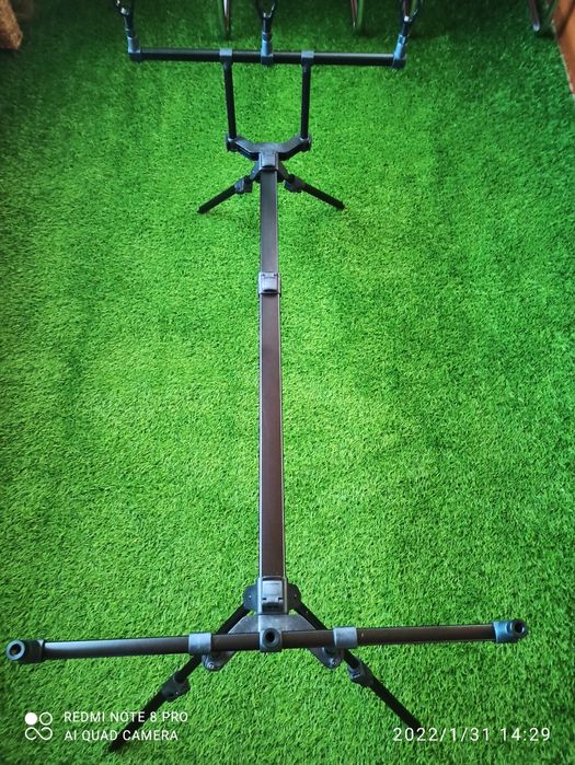 Стойка FL Carp Rod pod-3