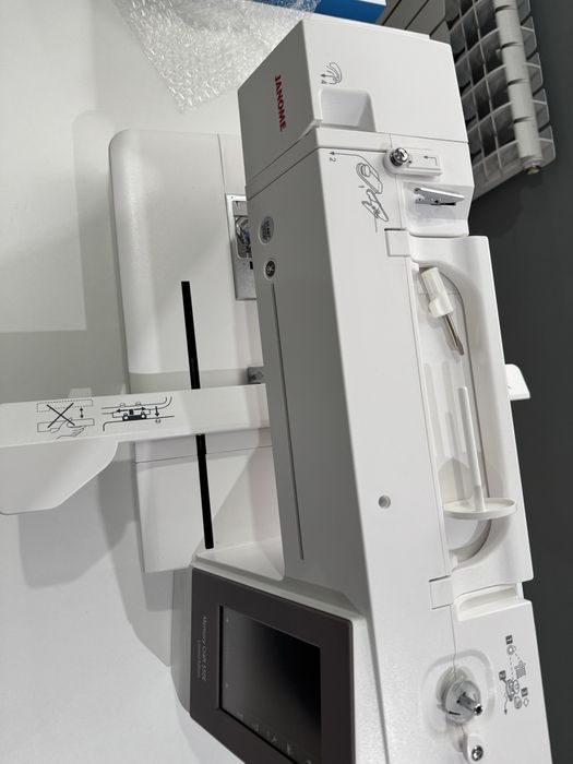 Вышивальная машина Janome Memory Craft Е-550