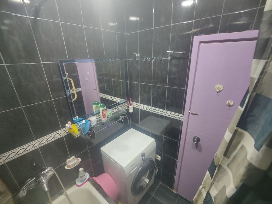 Продаётся 2(3)5/9 Буюк ипак йули (художников)