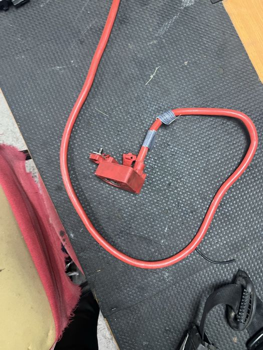 Плюсов кабел БМВ Е60 Е61