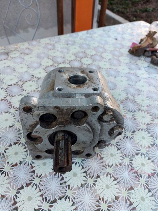 Маслена помпа за трактор