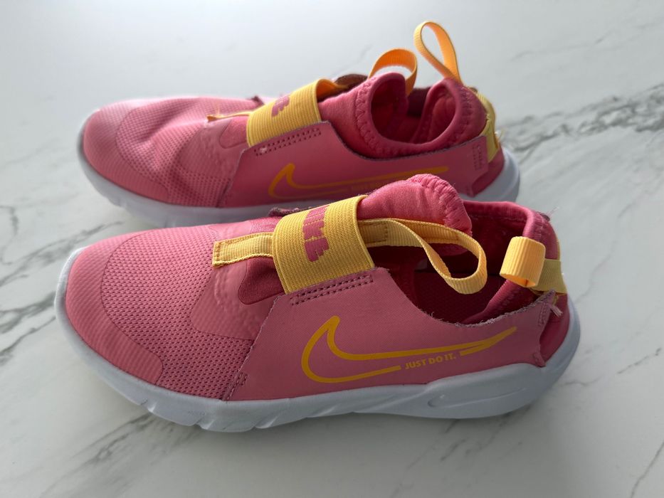 Детски обувки различни видове