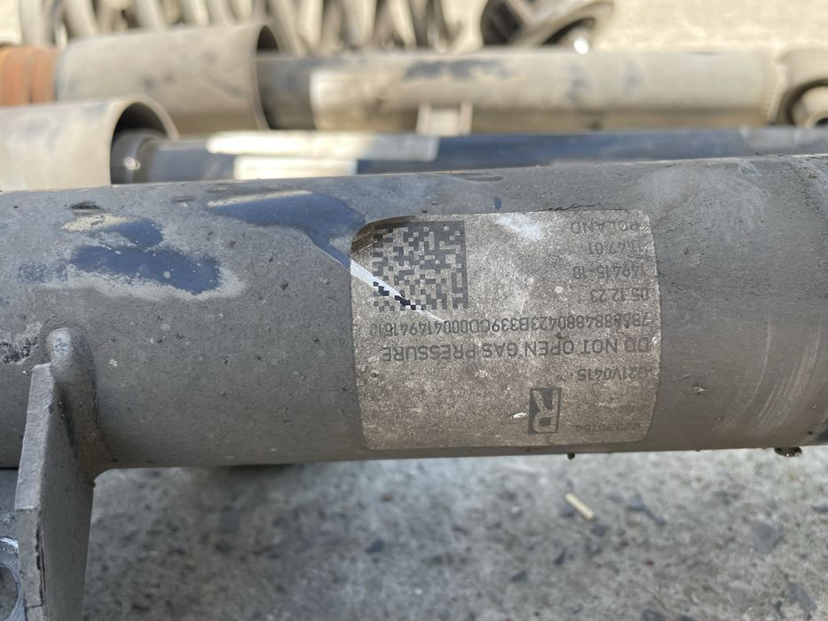 Амортисьори БМВ Г20/ Г21 (amortisiori BMW G20/ G21)