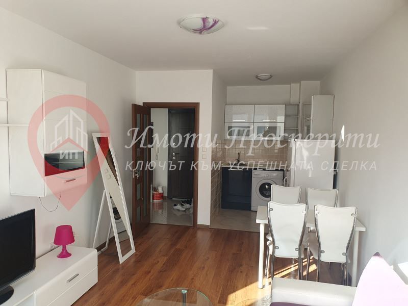 Дава се под наем Двустаен апартамент в София, Кръстова вада - 58 кв.м за 720 € - Снимка #1