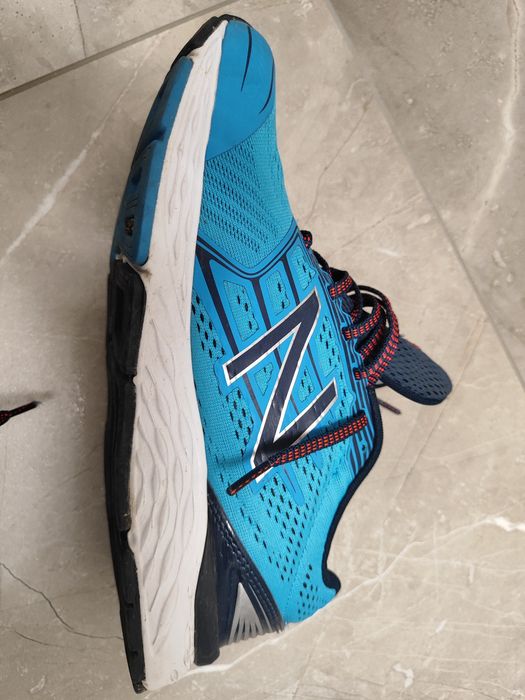 New Balance маратонки