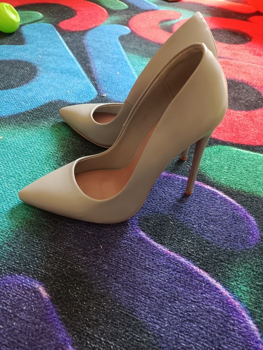 Продам туфли женский