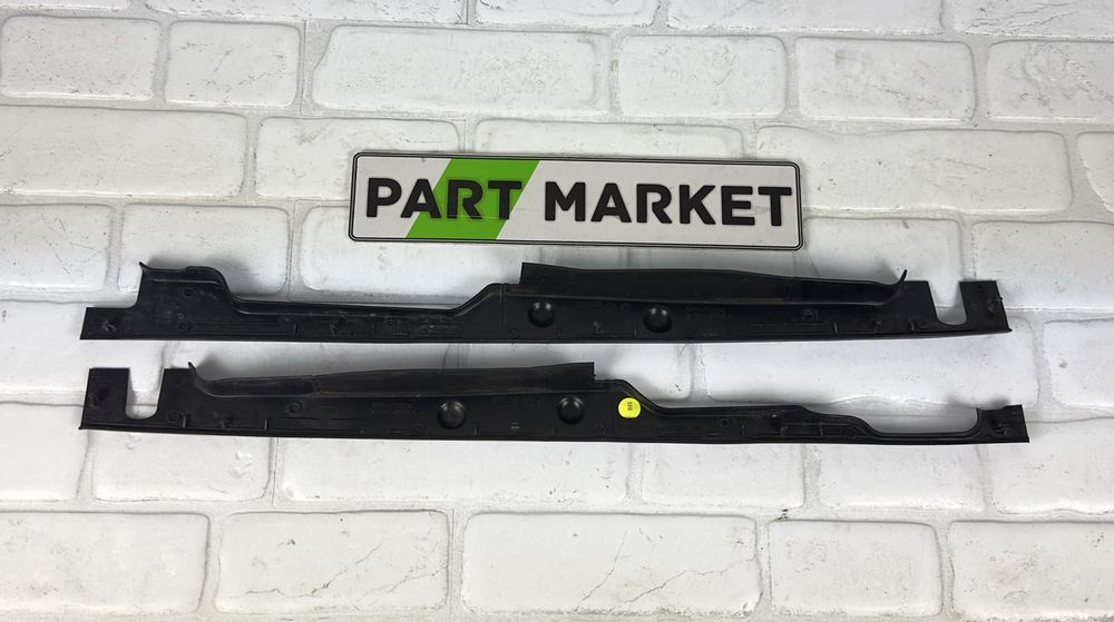 Капаци AUDI A4 B9 8W0820581 8W0820582