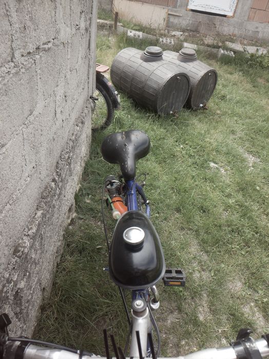 Bicicleta cu motor