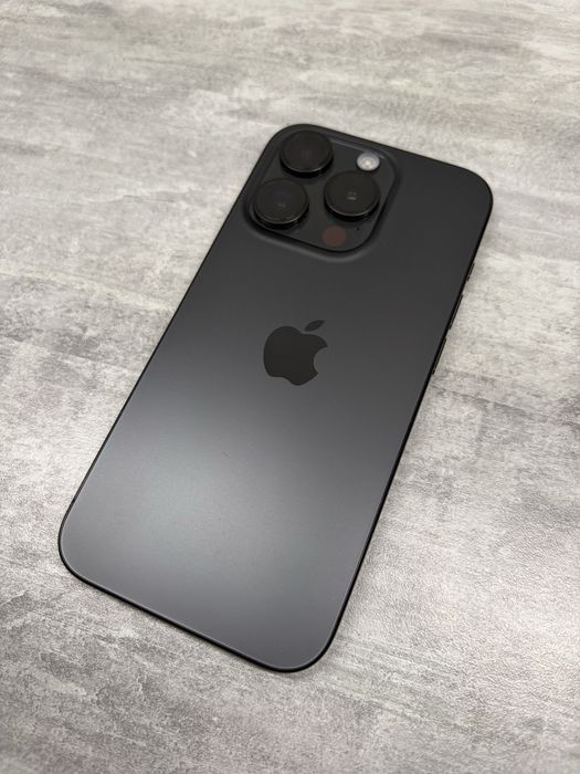 Iphone 15pro 128gb. в идеале.