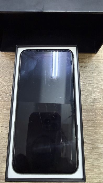 Продам айфон 11 про макс