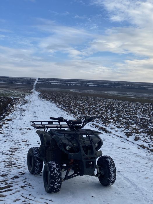 Vand atv kxd în stare perfectă