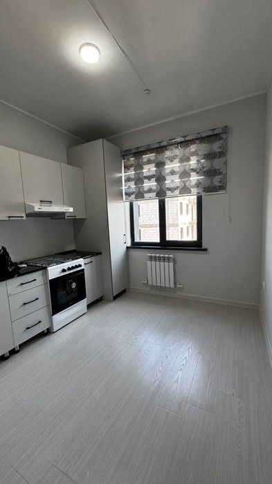 Срочно продаётся квартира в новостройке
 Расположение: рядом с Юнусаба