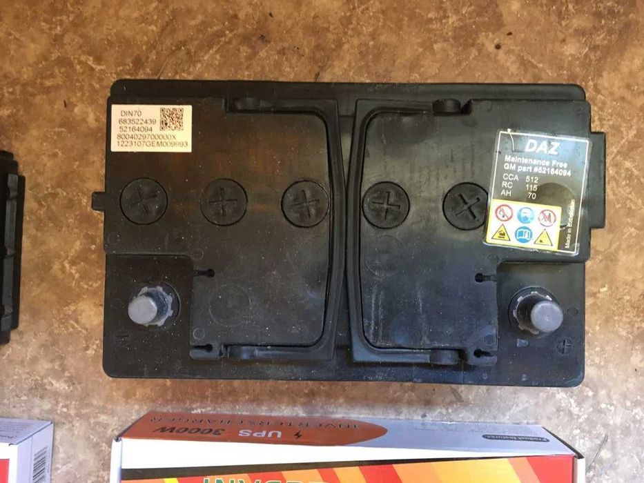 Инвертор 3 кВа не синус сам заряжает аккумулятор