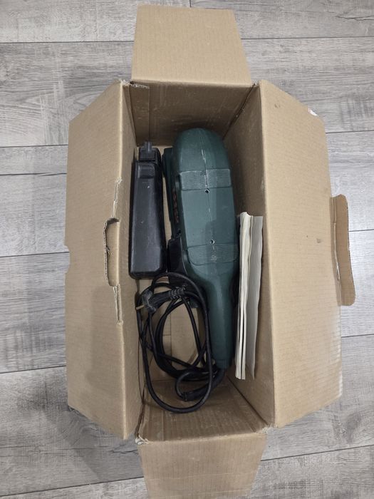 BOSH PBS 7A  600W - лентова шлифовъчна машина