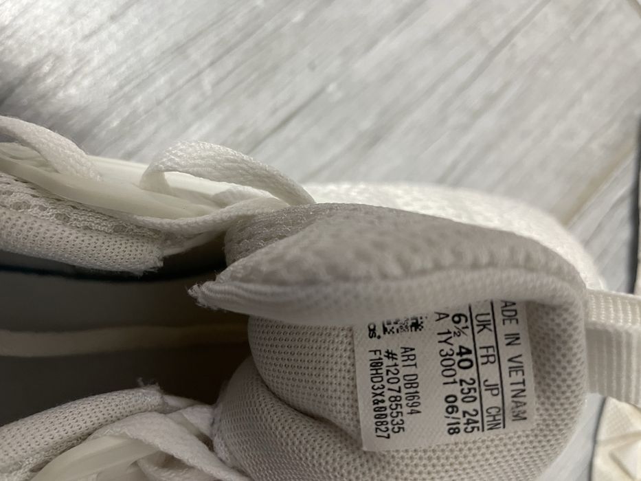 Pantofi sport Adidas marimea 39