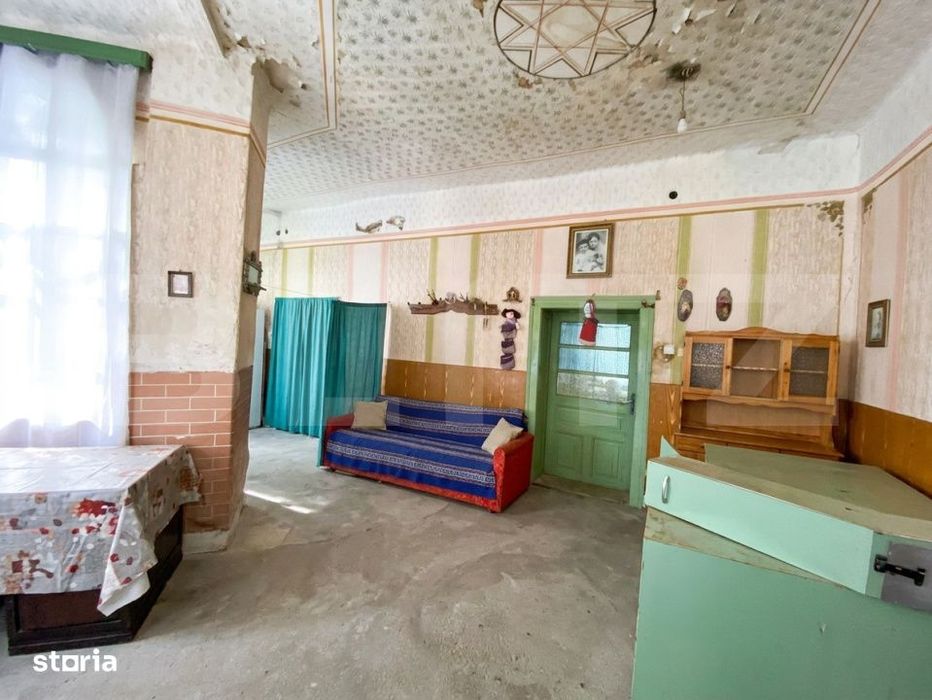 Casa cu caracter istoric an 1922 teren 2993mp Dragsina