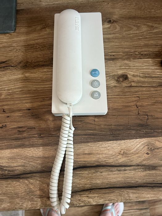 Vind interfon  tip telefon