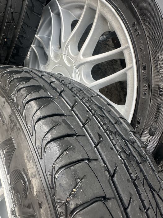 Диски с резиной на 15.  5.100