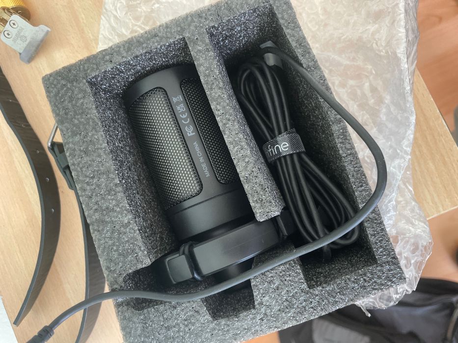 Продам микрофон fifine stream/gaming