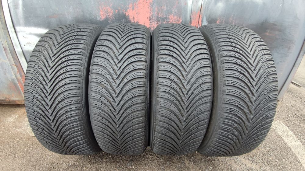4бр. зимни гуми 195/55/16 Michelin Alpine 5
dot21
8mm
Добро състояние