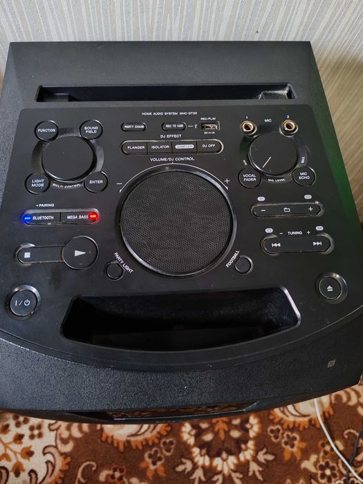 Музыкальный центр Sony MHC-GT3D