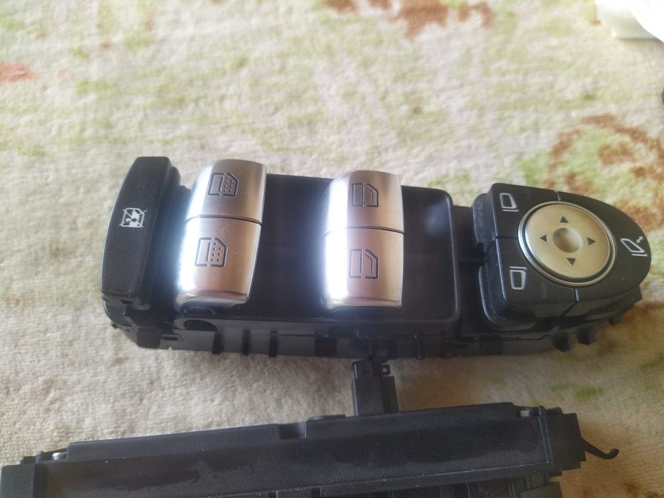 Конзола за асистенти,стъкла  и пищялки на вратите за Мерцедес W 222