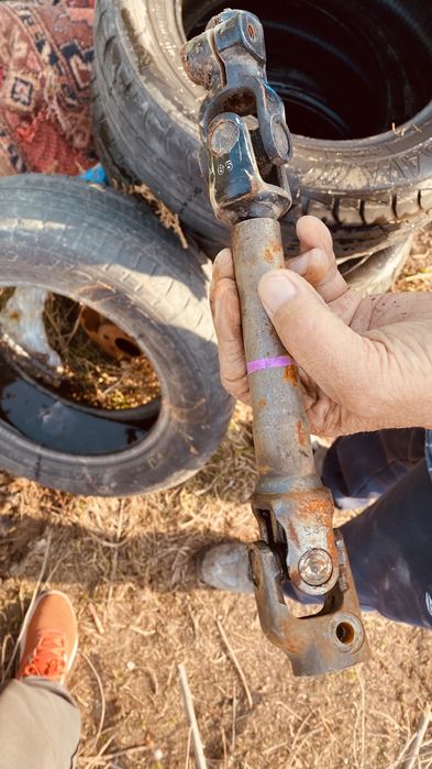 Рулевая рейка и тормозные диски на машину ниссан ноут 2007