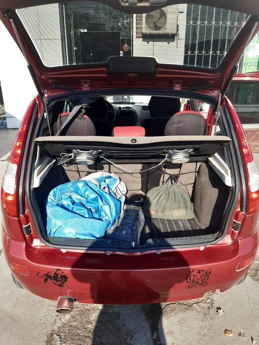 Лада Калина-Хечбек.