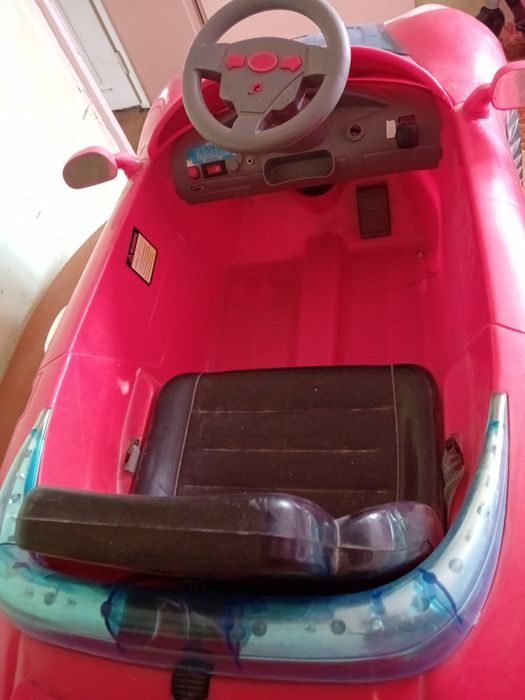 Електрическа деца кола