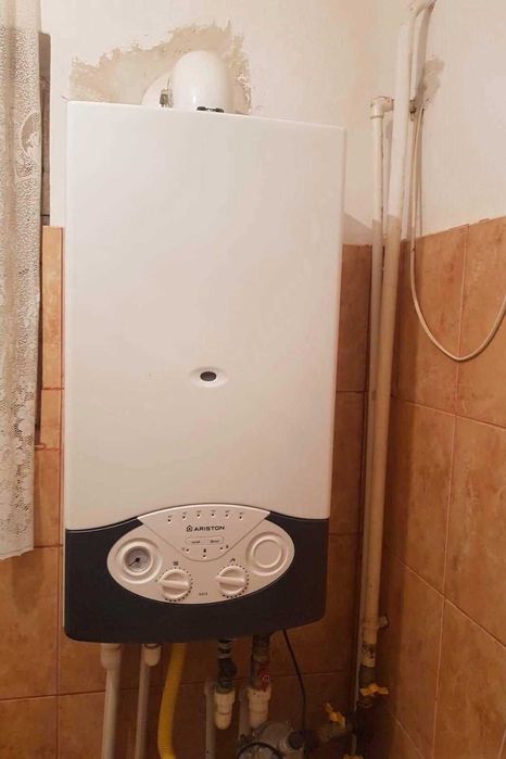 Apartament 2 camere  semidecomandat