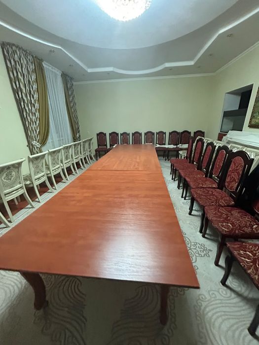 Продам большой стол