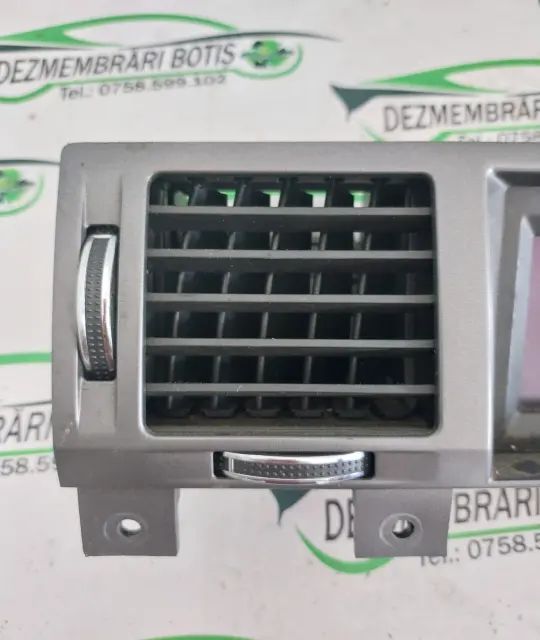 Grila ventilatie bord centru 09177133 Opel Vectra 2002