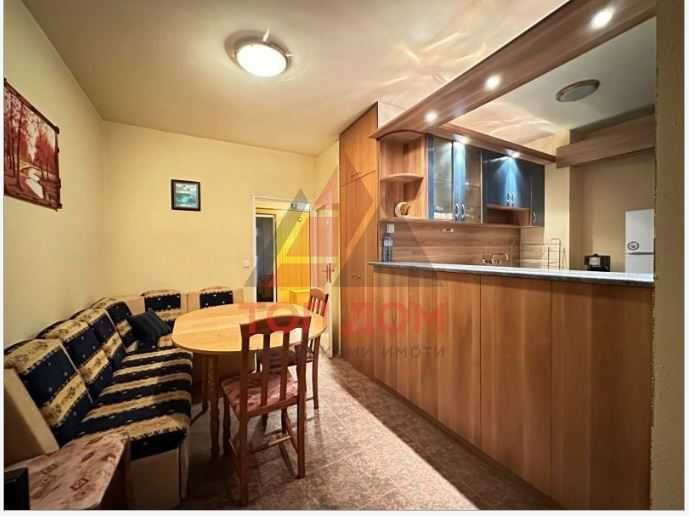 Дава се под наем Четиристаен апартамент в Варна, Цветен квартал - 100 кв.м за 459 € - Снимка #1