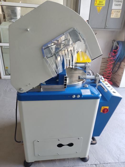 Автоматичен циркуляр с долно подаване и охлаждане Metallkraft ULMS 420