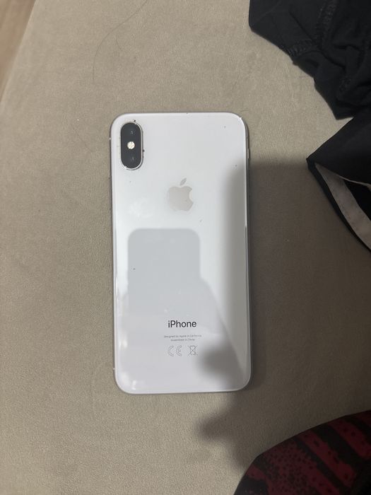 iPhone xs б/у белый